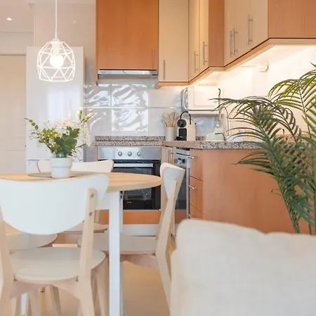 Apartment Paradise By Ej *